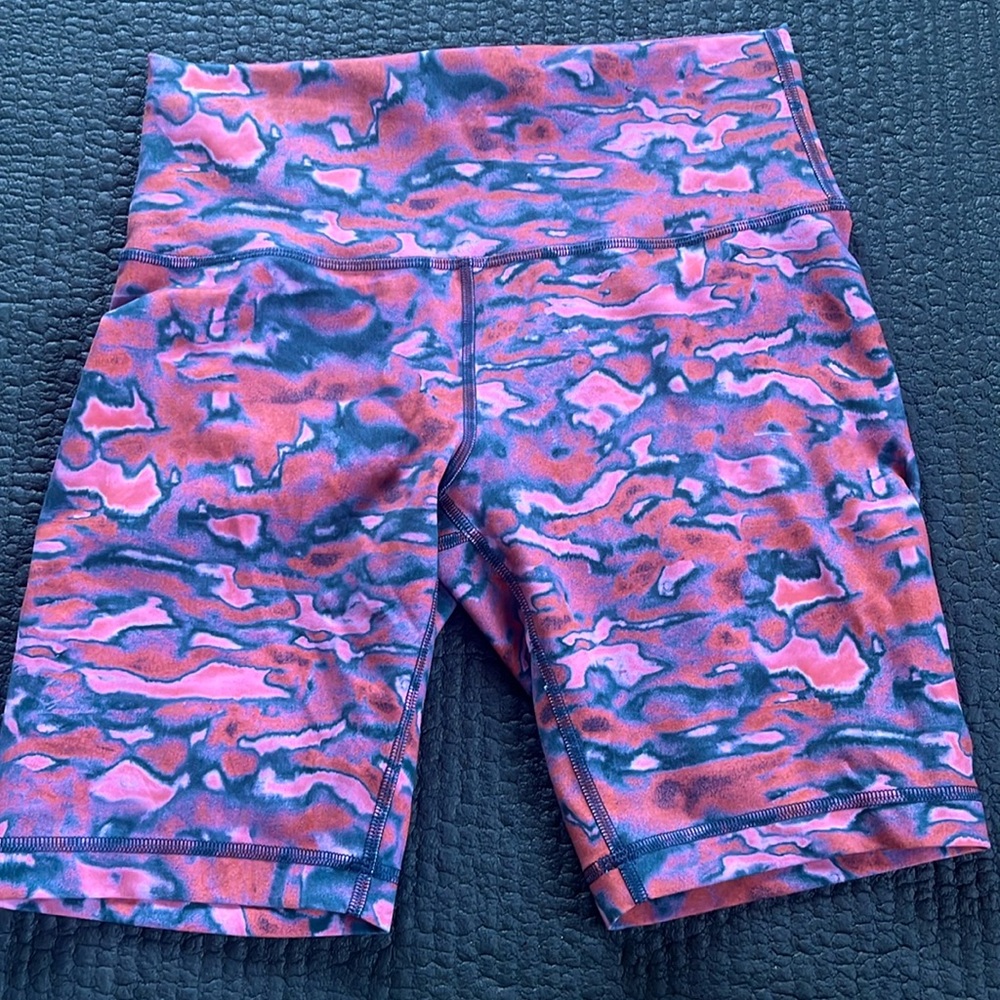 Wunder train shorts lululemon